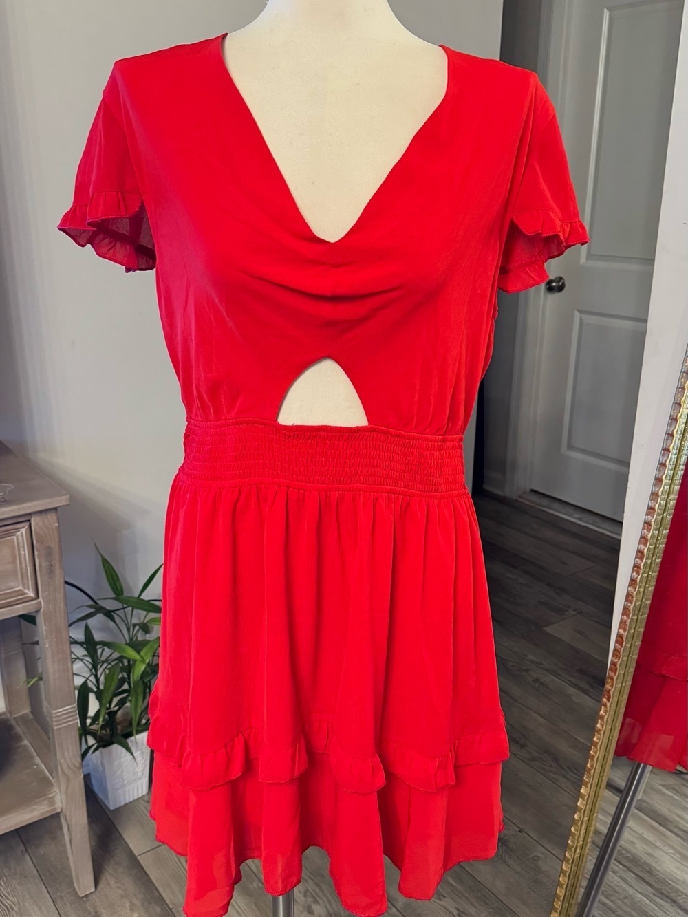 Red Short Sleeve Mini Dress with Front Cutout